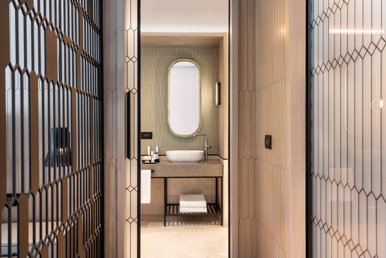 Radisson Collection Hotel, Bodrum Akyarlar Exteriör bild Bathroom