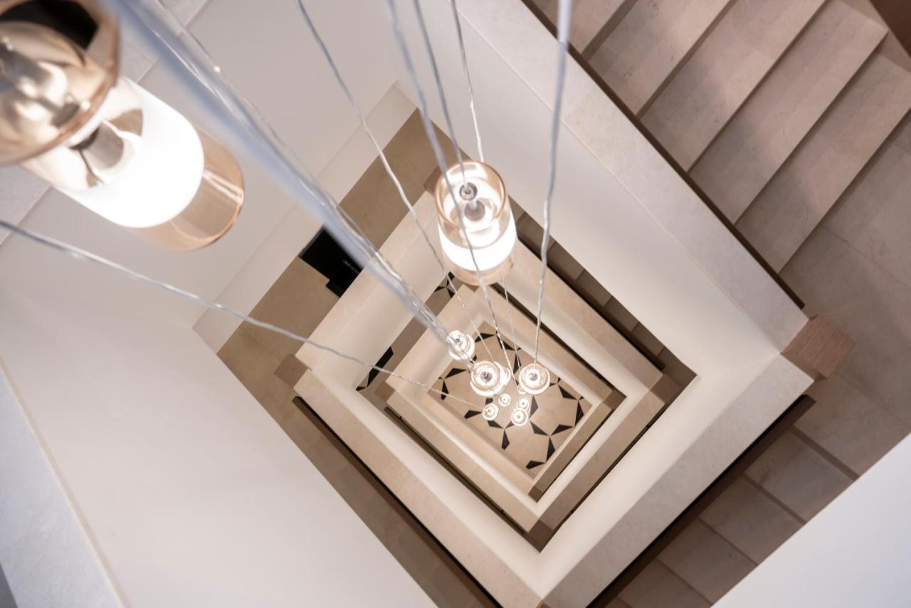 Radisson Collection Hotel, Bodrum Akyarlar Exteriör bild The staircase