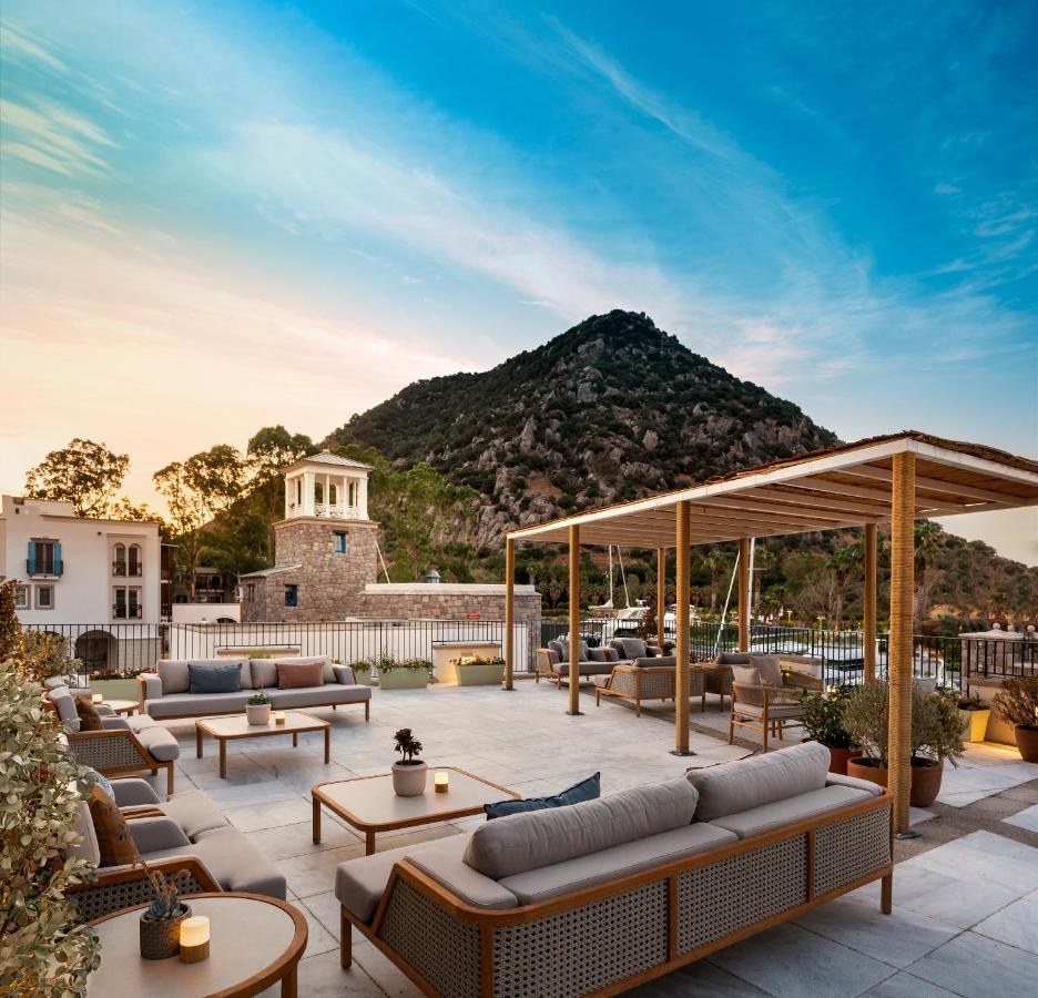 Radisson Collection Hotel, Bodrum Akyarlar Exteriör bild The hotel's rooftop