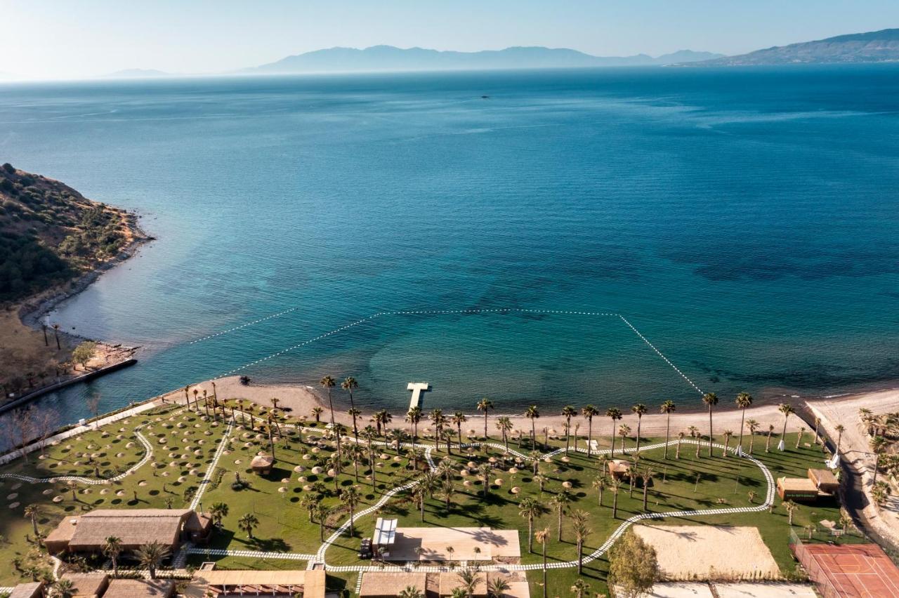 Radisson Collection Hotel, Bodrum Akyarlar Exteriör bild Aerial view of the resort